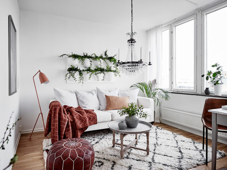 [Interior] 40 m2 de lo esencial en femenino – Virlova Style